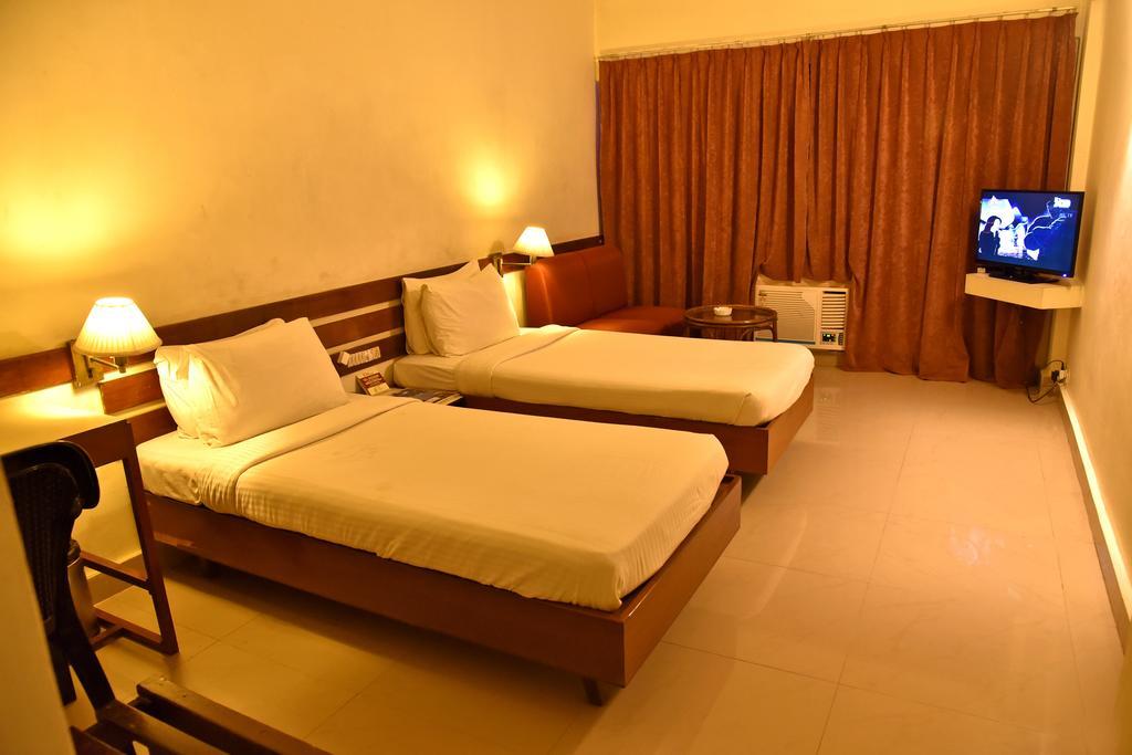 Hotel Poonja International Mangalore Luaran gambar