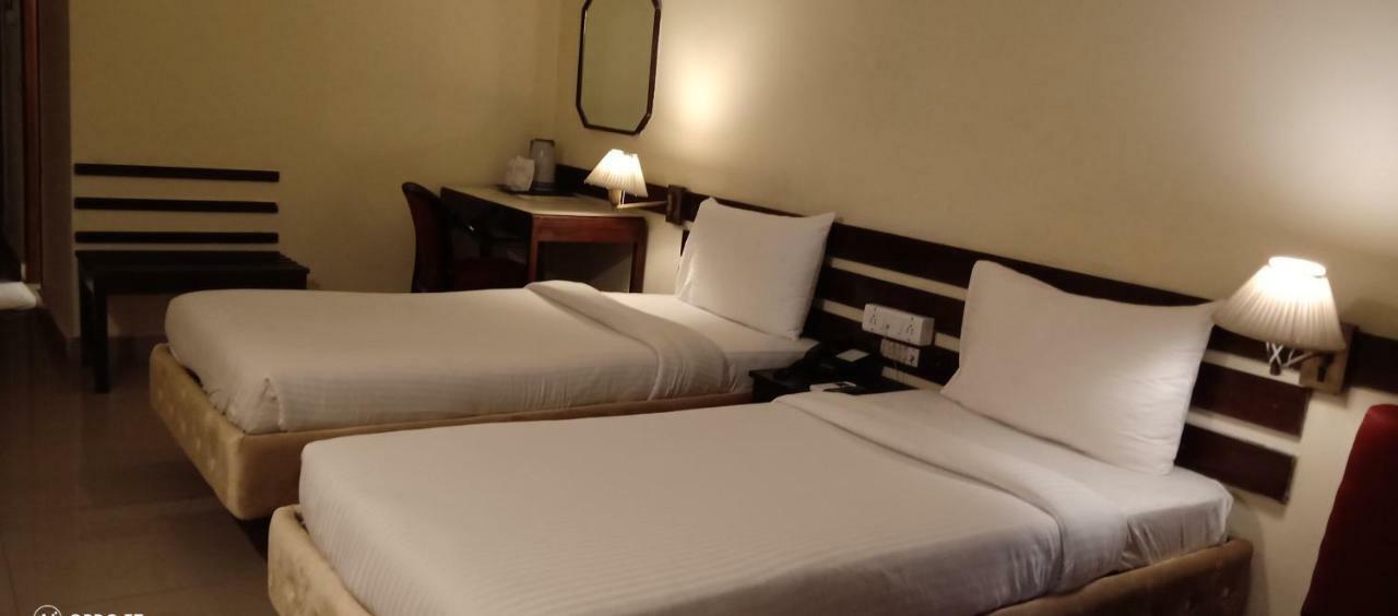 Hotel Poonja International Mangalore Luaran gambar